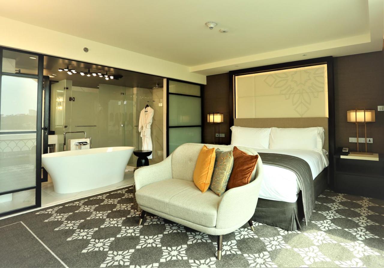Отель Intercontinental Dhaka By Ihg Экстерьер фото